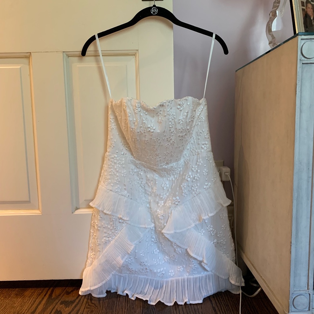 SUPER CUTE white dress!!!